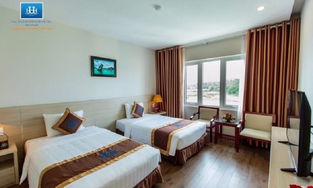 Khách sạn Hạ Long Harbour